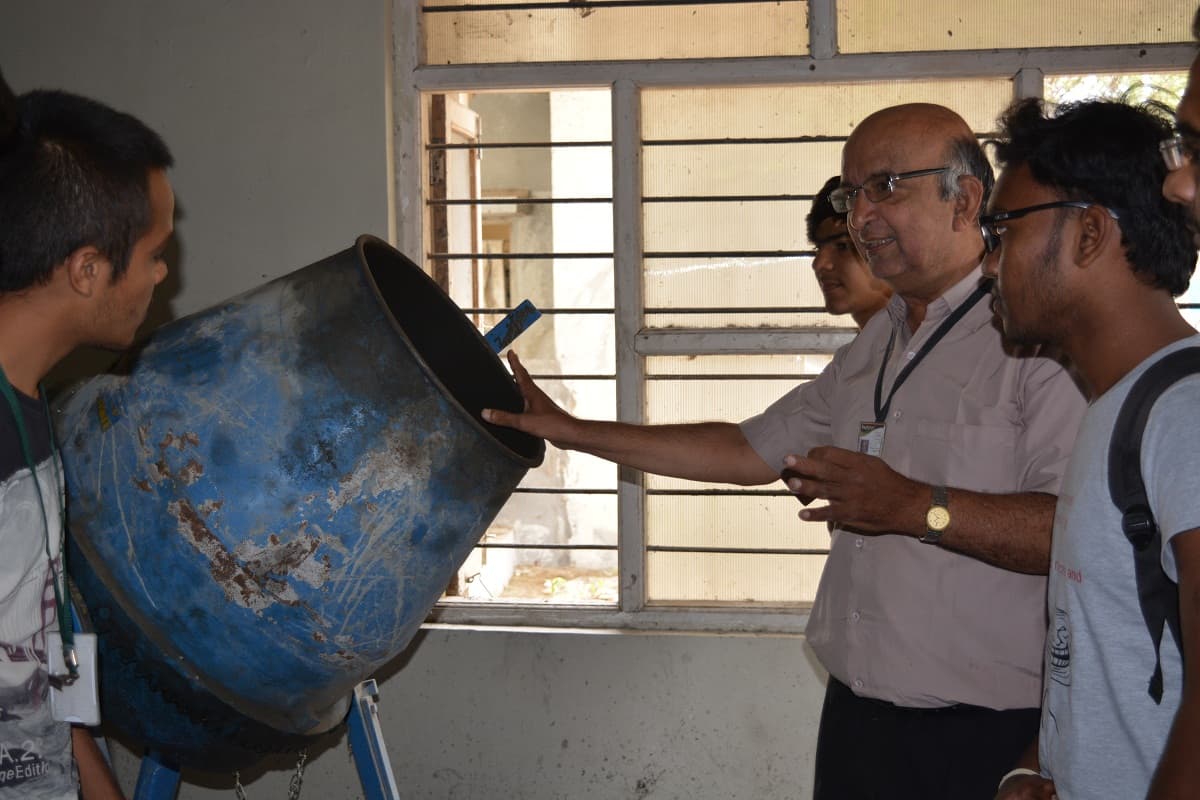 Sigma Institute of Engineering Vadodara Laboratory photo 18